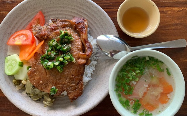 CƠM TẤM 152 - Cơm Sườn Tấm - Đường Số 3