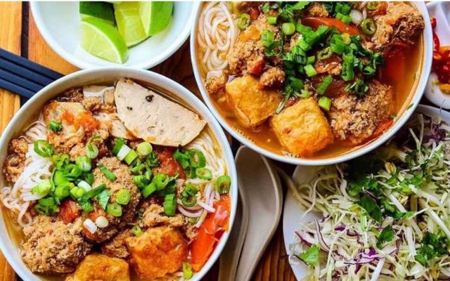 Quang Bún Riêu Ngon & Phở Bò - 13 Ngõ 15 Duy Tân 