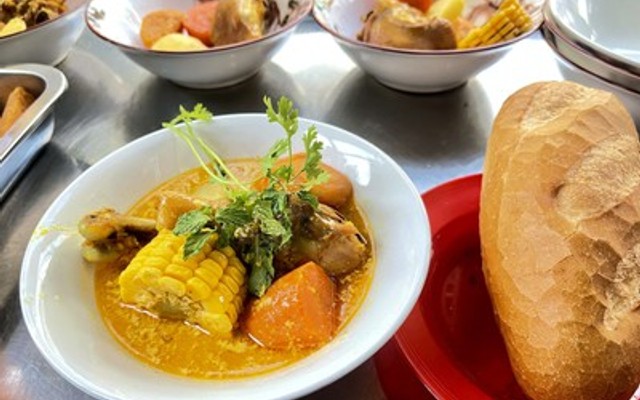 Bán Chân Gà Hấp - Quang Trung Gò Vấp