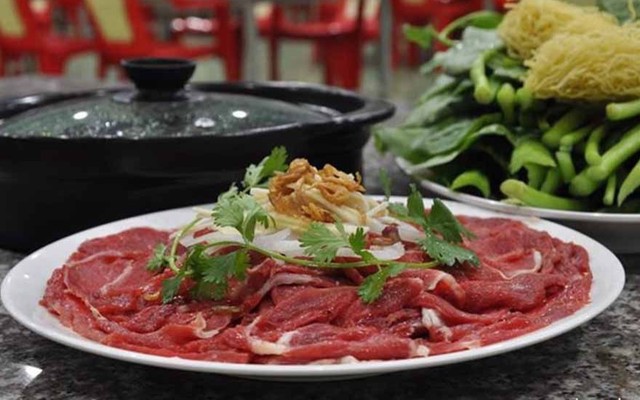 Nhà Hàng Huy Béo - Chân, Cánh Gà Nướng & Lẩu - Cửu Việt