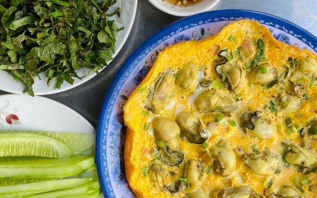 Cháo Hàu, Hàu Chiên Trứng & Đặc Sản Quy Nhơn - 184 Nguyễn Thị Định