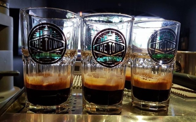 Cafe The Town - Cafe - Điện Biên Phủ