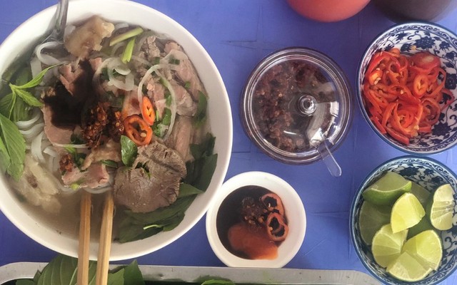 Hoàng - Phở - Võ Văn Hát