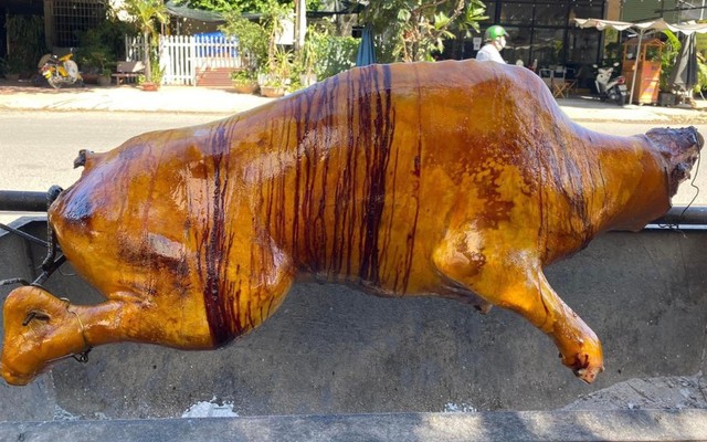 Bê Thui Và Lẩu Bò Cây Khế