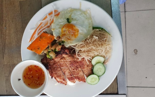 Cơm Sườn 102 - Cơm Sườn Nướng - 102 Phổ Quang