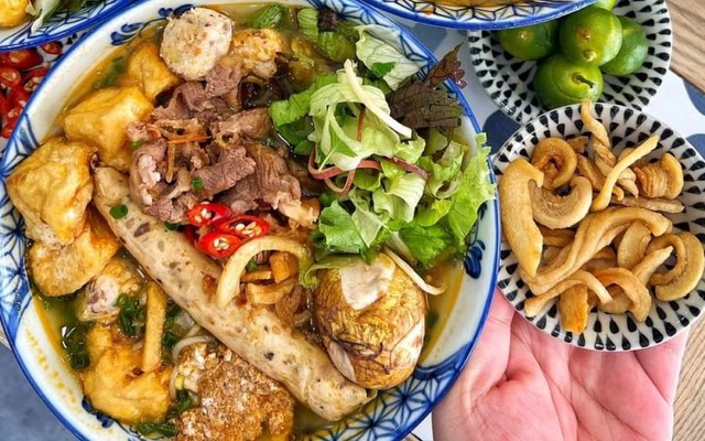 Lẩu & Bún Riêu Tóp Mỡ Lê Gia - Phạm Ngũ Lão