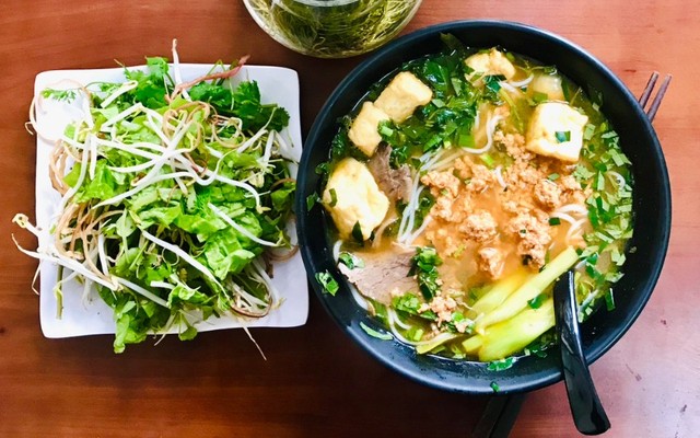 Bún Riêu Bò, Cá & Ốc Hà Nội - 20 Cao Thắng