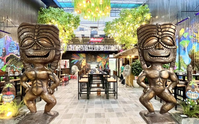 Amazon Food & Drink Garden - 46 Phạm Đình Toái 