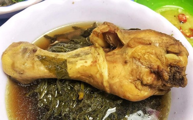 Thự - Mì Gà Tần - 31A Trịnh Phong