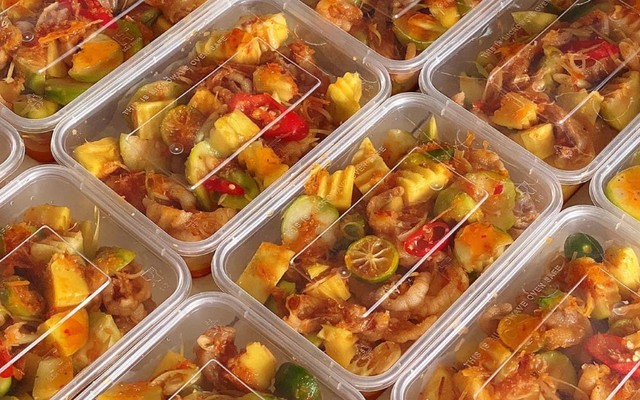 Tiệm Nhà Sữa Gà Ủ Muối - Chân Gà Sốt Thái - Nguyễn Đức Cảnh