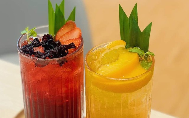 Tiệm Cà Phê 979 - Trà Sữa, Trà Trái Cây & Đồ Ăn Sáng - Nguyễn Xiển
