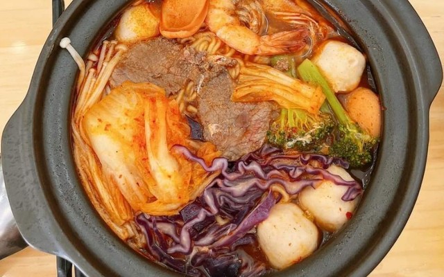 Bunny Trà Sữa & Mỳ Cay - Trà Sữa, Trà Trái Cây & Mỳ Cay - Xuân Lạc