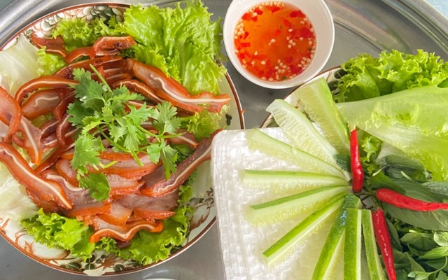Bé Hai - Cơm Sườn Non Sốt Thái - Trần Xuân Soạn