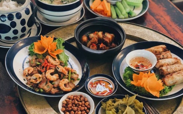 Cơm Phát Tài - 87 Phú Diễn