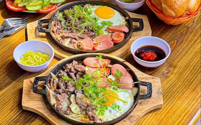 Quán Ăn Thiện Nhân - Cơm, Mì Xào Hải Sản & Bò Né - Đường Số 28