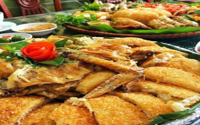 Gà Tươi - Khánh Nguyên - Tân Xuân