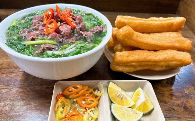 PHỞ HỨA - CƠM TRƯA VP & CƠM RANG - THUỴ KHUÊ