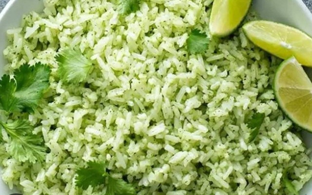 Cơm Chiên Xiên Que & Sinh Tố A Hảo - Gò Găng