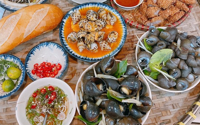 Quán Ốc Tí Hon Cô Ba - Cư Xá Phú Bình