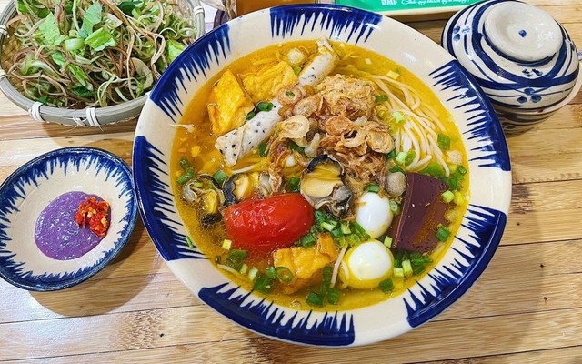 Bún Riêu Cua Ốc Tóp Mỡ & Món Ngon Ban Mê Thuột