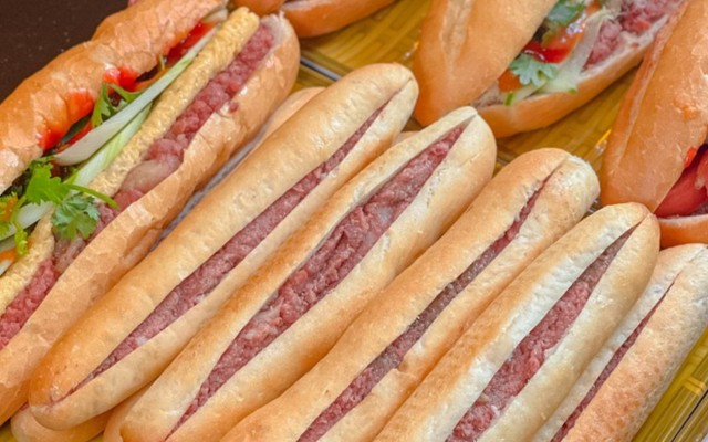 Bích Thuỷ - Bánh Mì Que - Thuỵ Phương