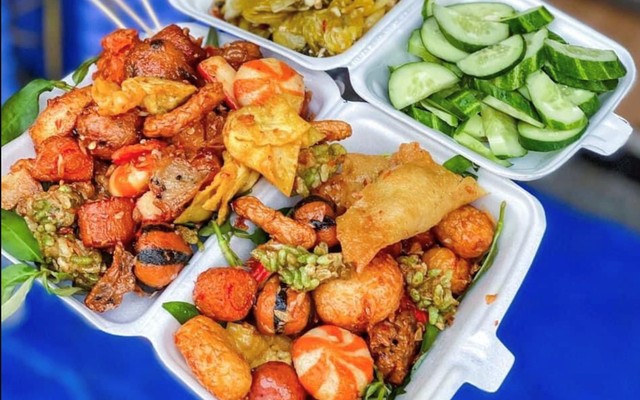 Ăn Vặt Cá Viên Chiên Mắm Tỏi Mẹ Cá - Quốc Lộ 13