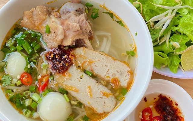 Bánh Canh Bột Lọc Bình Định Hiền My - 310 Trương Thị Hoa