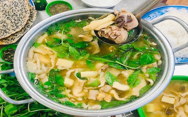 Lẩu Gà Lá É Tao Ngộ - Phan Chu Trinh