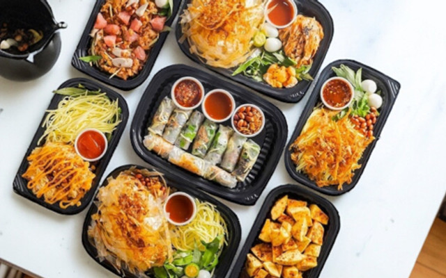 Cô Huệ - Bánh Tráng Nướng Cuộn Trộn - 78 Nguyễn Phúc Nguyên