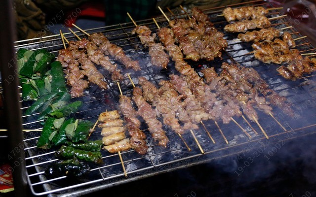 XIÊN NƯỚNG - BÀ NĂM - CỔNG SAU TRƯNG VƯƠNG