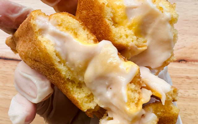 Chin Kitchen - Hotdog - Cách Mạng Tháng 8