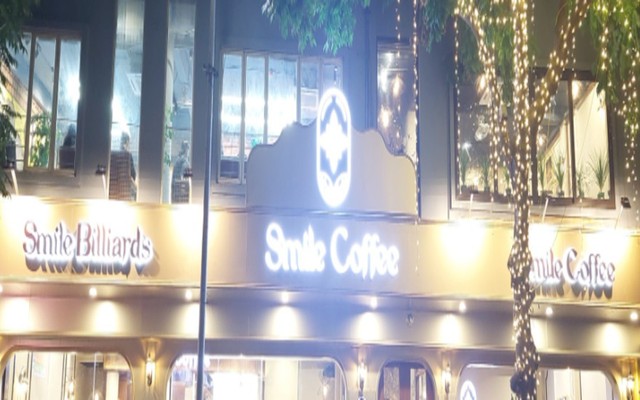 Smile Coffee & Billiards