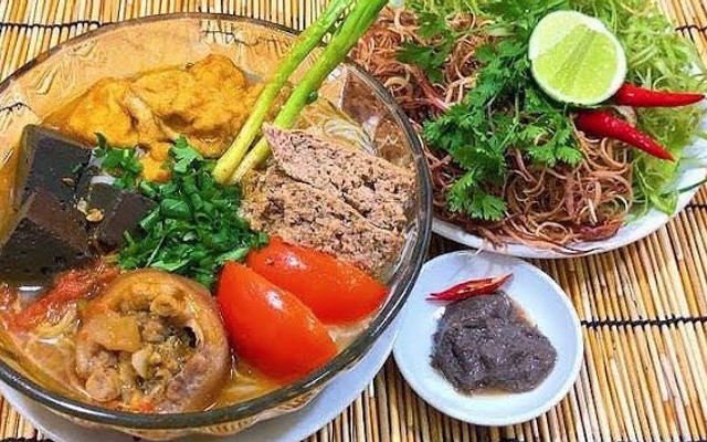 Bún Riêu Canh Bún Chị Linh - Lê Hồng Phong Nối Dài