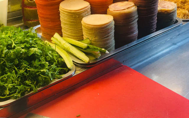 Bánh Mì Sài Gòn - Bánh Mì, Bánh Bao & Xôi Mặn