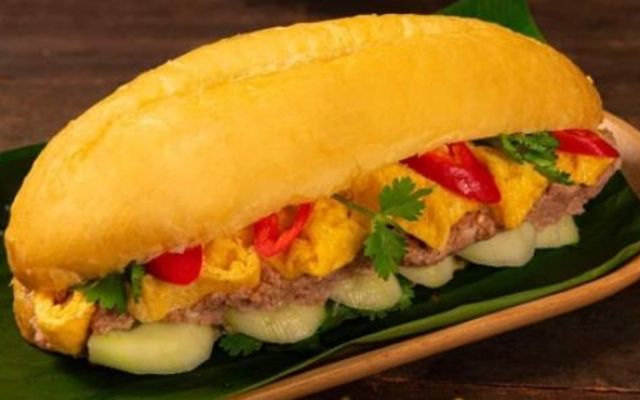 Bánh Mì Pate Cột Đèn Hải Phòng - Nguyễn Ngọc Nại