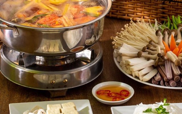 Chay và Lẩu Ngon Ngon - Võ Văn Kiệt