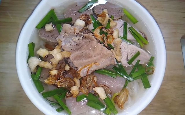 Thu Thuỷ - Hủ Tiếu, Bánh Canh & Bún - 64 Ngô Quyền