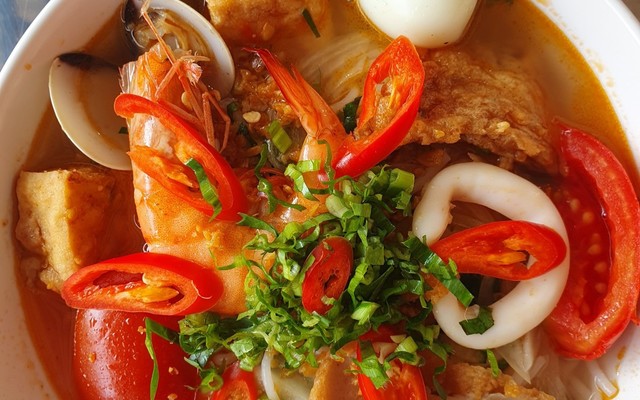 Bún Thái Hải Sản - Cách Mạng Tháng 8