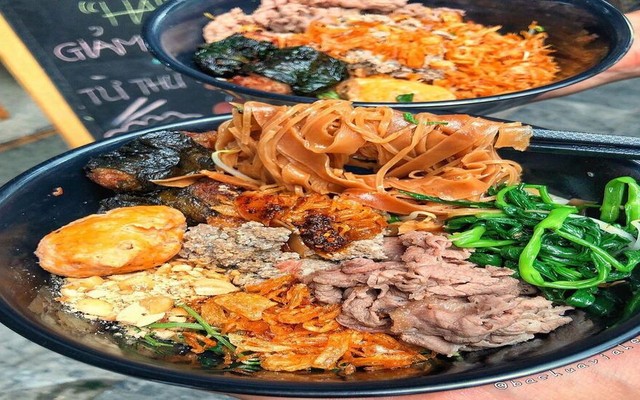 Dung - Bánh Đa Cua, Miến Trộn & Bún Cá - Khâm Thiên