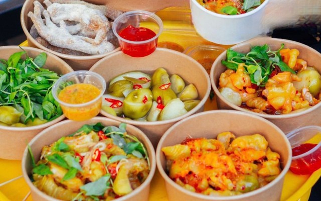 LaLa Kitchen - 58 Nguyễn Lữ