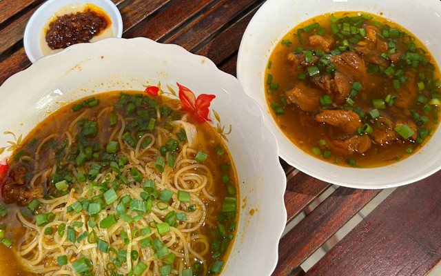 Ngọc Hủ Tiếu Dê - Đồ Ăn - Nguyễn Cảnh Chân