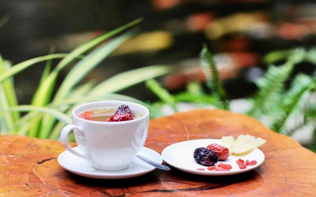 Emily Coffee & Milk Tea