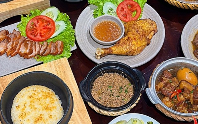 Cơm Đốt Niêu Bảo Anh