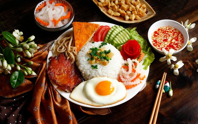 Cơm Tấm - Gia Huy