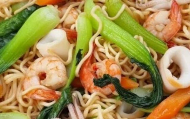Đại Dương Xanh - Mì Xào Bò & Cá Viên Chiên - Hương Lộ 2