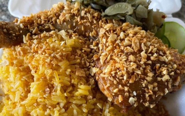 Tuấn Ù - Cơm Gà Mắm Tỏi - Hải Thượng Lãn Ông