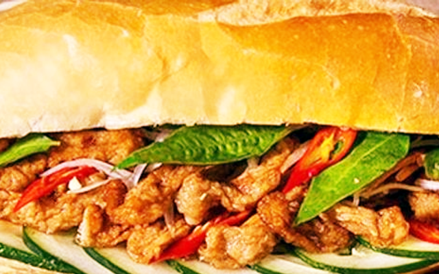 Bánh Mì Chả Cá & Nước Ép Trái - Huỳnh Tấn phát