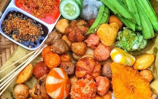 Xiên Que Cô Thảo - Nem Chua Rán, Bánh Gà & Viên Chiên Các Loại