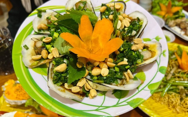 Ốc & Lẩu Miền Tây - Bùi Trọng Nghĩa