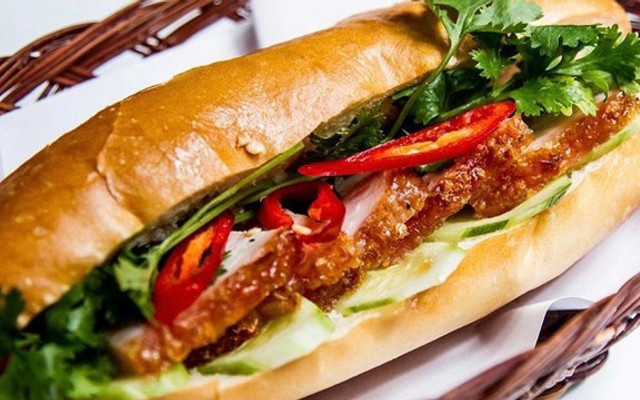 Giò Chả & Heo Quay - 38 Phù Đổng